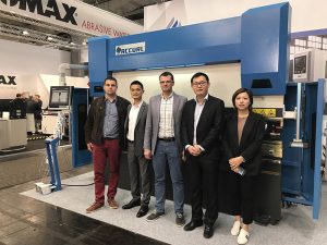 Spoločnosť Accurl sa v roku 2017 zúčastnila výstavy Hannover International Machine Tool v Nemecku