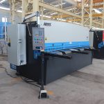 hydraulický kovový tanierový výložník